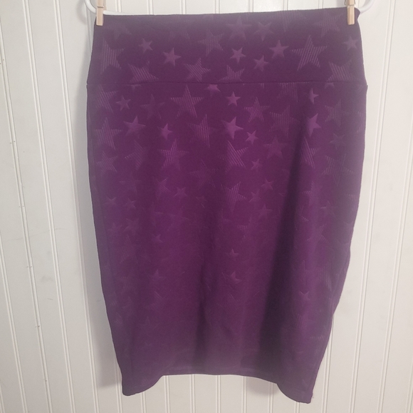 Ladies Large LuLaRoe skirt with stars
